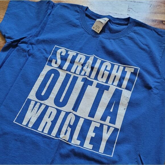 Chicago Cubs "Straight Outta Wrigley" Tee Medium - Picture 3 of 4